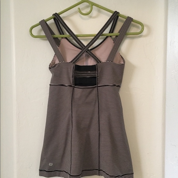 Lululemon Top size 4 - Picture 2 of 3